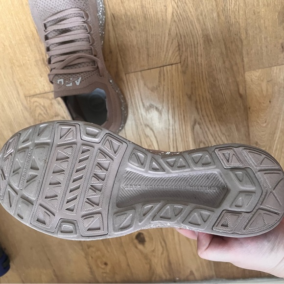 NEW APL Techloom Breeze Almond Speckle Women’s Sneaker 9.5 Cute Athleisure - Picture 5 of 6